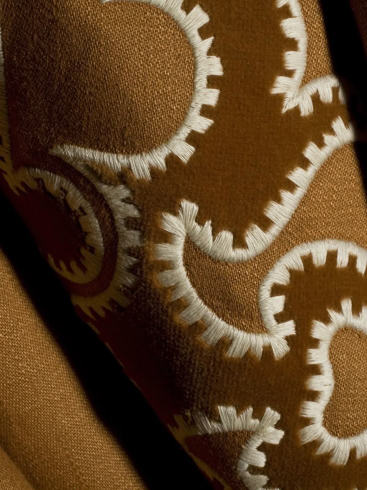 أمواج الياقوت